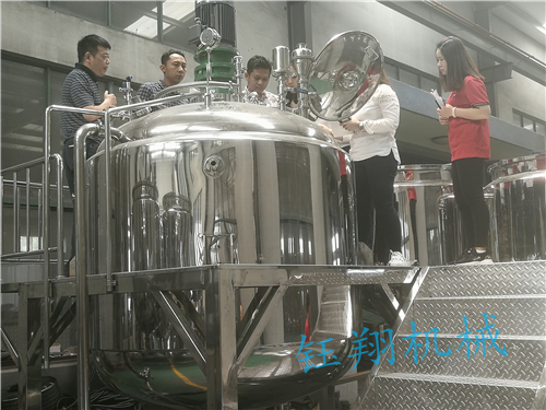 客戶的疑問：關(guān)于剪切分散乳化機的日常保養(yǎng)問題【鈺翔機械】